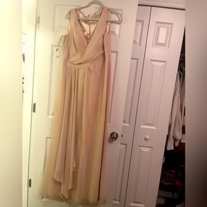 Beautiful champagne bridesmaids dress.